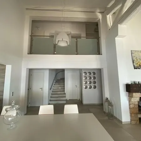 Villa Avec Piscine A Debordement Et Climatisation, Cote D'azur - Fr-1-768-71